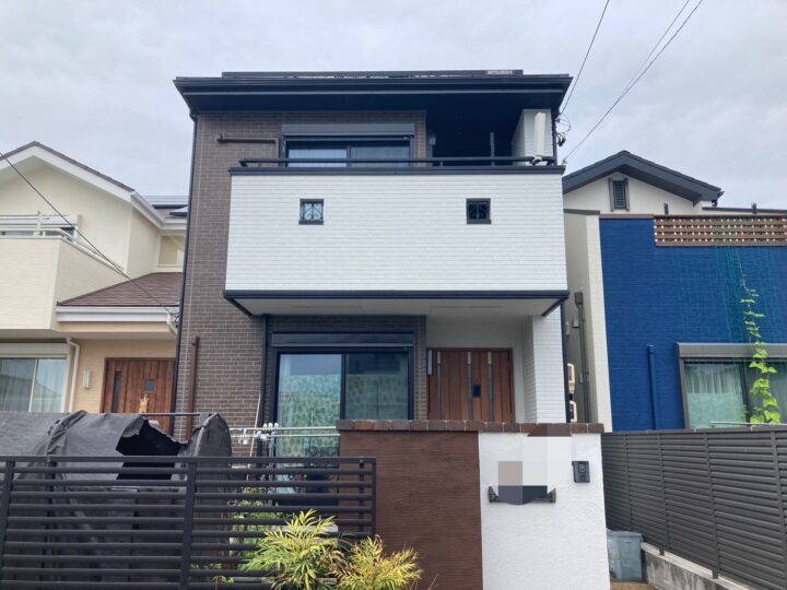 刈谷市で外壁屋根塗装・コーキング工事！　ダブルトーンでメリハリのある仕上がりに！