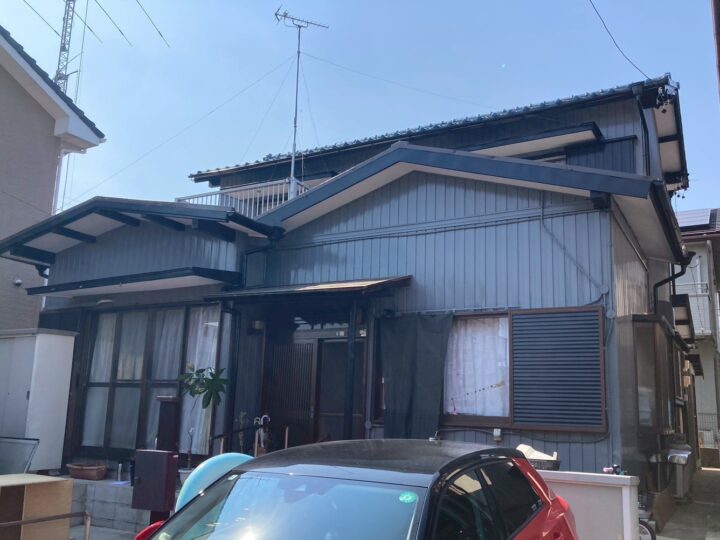 刈谷市で外壁屋根塗装・コーキング・板金工事！　アンティークなお色の組み合わせ☆