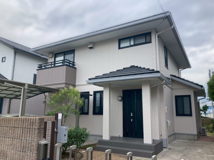 名古屋市で外壁塗装・コーキング工事! 細部までこだわりぬいたカラーリング☆