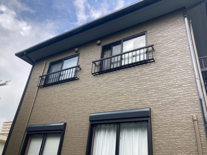 【スーパーセランフレックス】岡崎市|明るいベージュから落ち着きのあるブラウンへ施工後|刈谷市・豊明市の外壁塗装 愛知建装