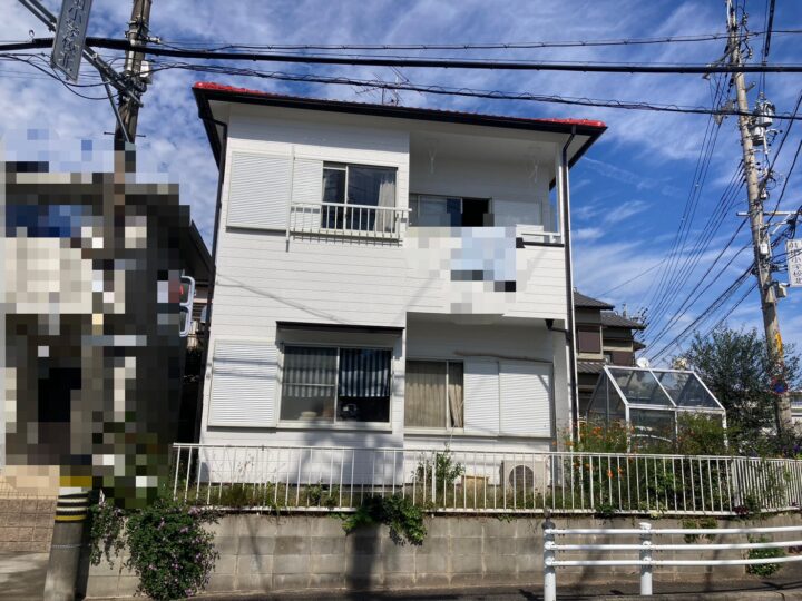 【スーパーセランフレックス】岡崎市|ホワイトの外壁と鮮やかなレッドの屋根で明るい印象に施工後|刈谷市・豊明市の外壁塗装 愛知建装
